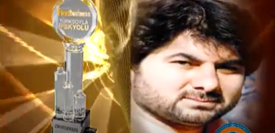Hüseyin Büyükfırat’a 2015 yılının en genç girişimci ödülü verildi