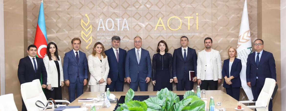 TÜİB Yönetim Kurulu, Azerbaycan Gıda Güvenliği Ajansı Başkanı ile Görüştü