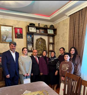 Şehit Binbaşı İlkin Ehmedzade’nin Ailesi Ziyaret Edildi