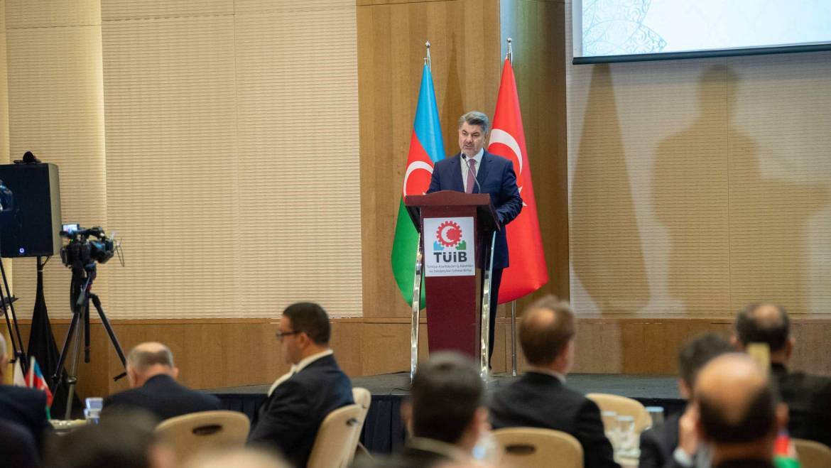 Bakü’de TÜİB Tarafından Geleneksel İftar Programı Gerçekleştirildi